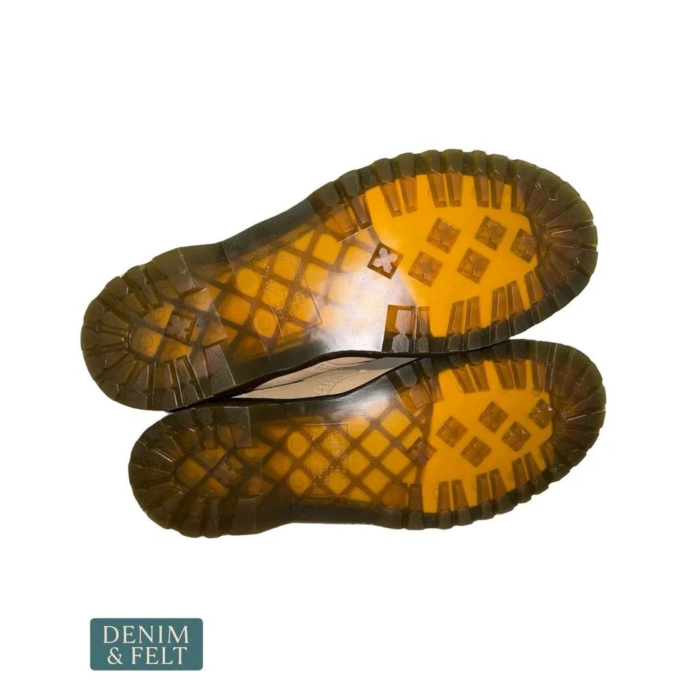 Dr. Martens timeless dr